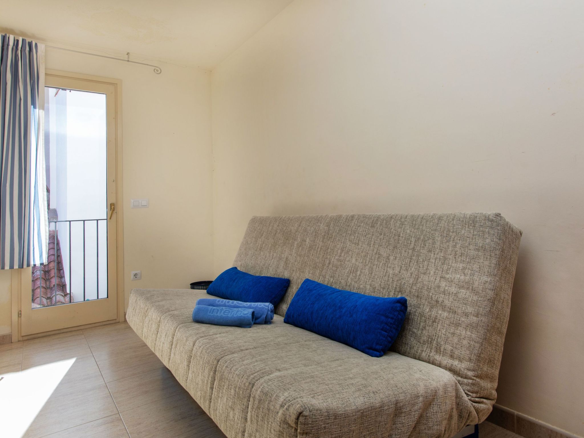 Photo 16 - 2 bedroom Apartment in Tossa de Mar with sea view