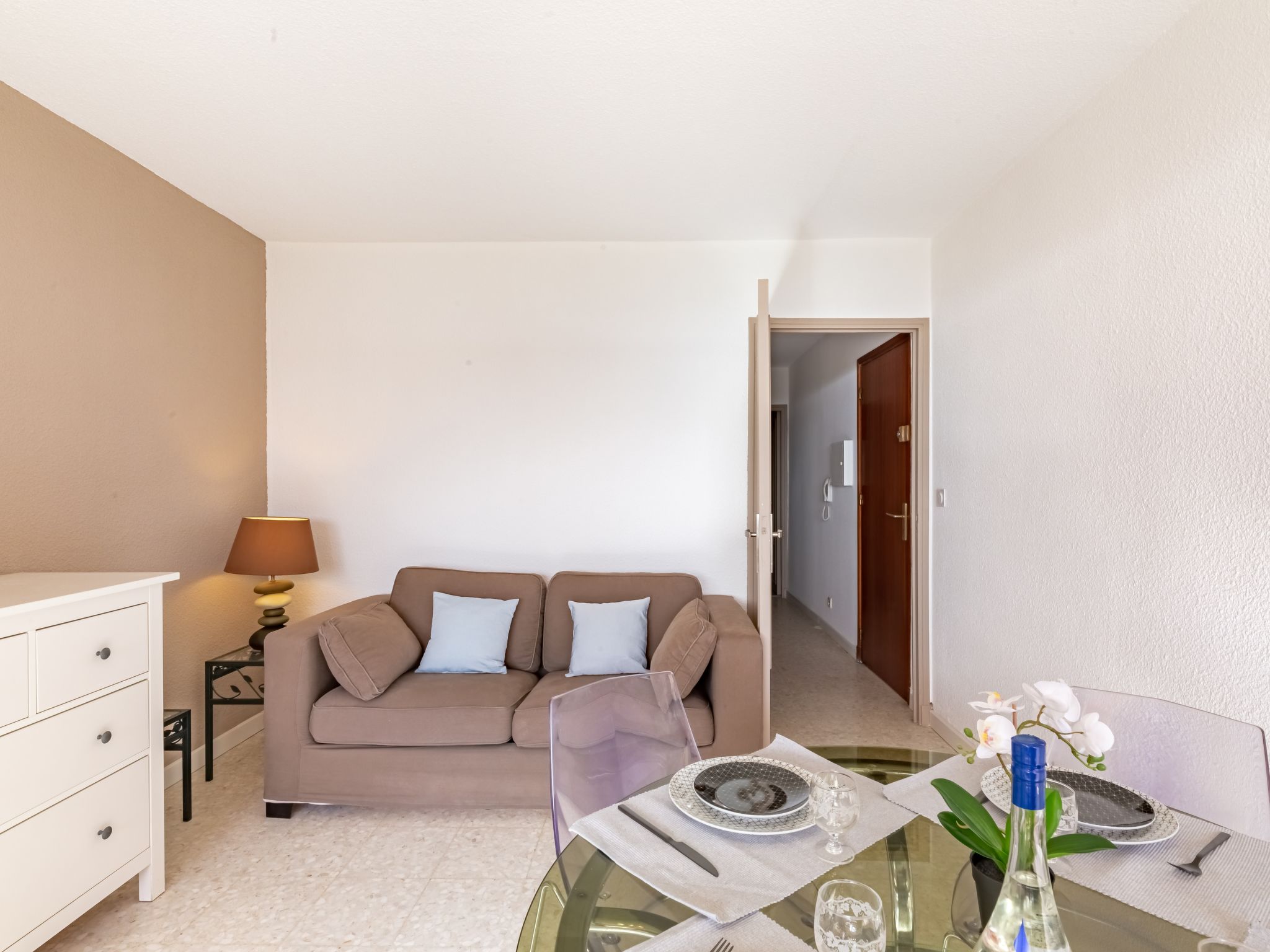 Foto 8 - Apartment mit 1 Schlafzimmer in Sainte-Maxime mit terrasse und blick aufs meer