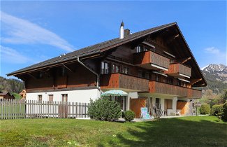 Photo 1 - 2 bedroom Apartment in Zweisimmen with garden and mountain view