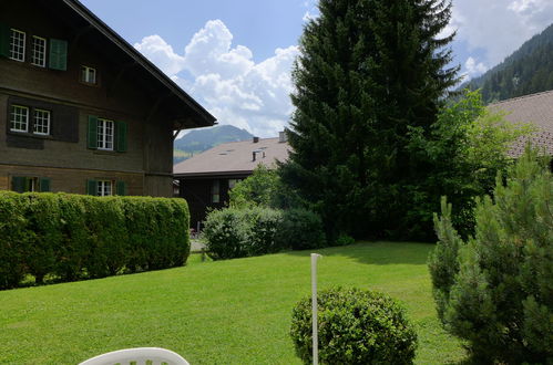 Foto 20 - Apartamento de 2 quartos em Zweisimmen com jardim e terraço