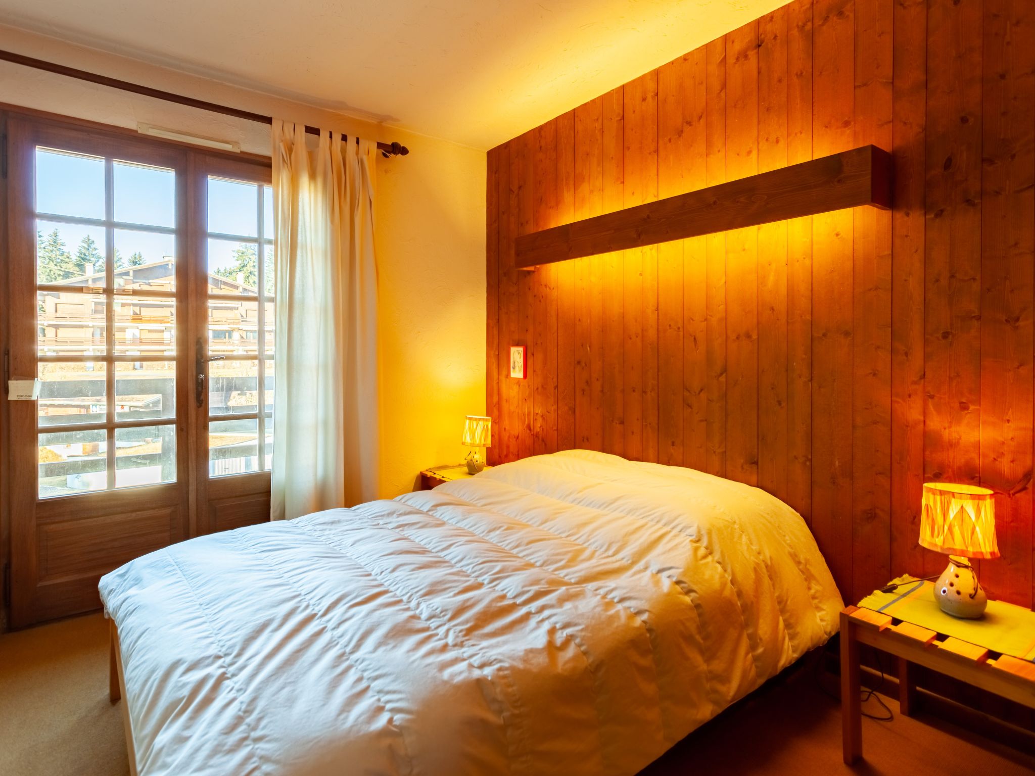 Foto 13 - Apartment mit 2 Schlafzimmern in Saint-Gervais-les-Bains mit schwimmbad und blick auf die berge