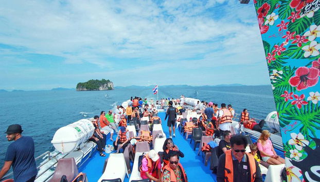 Isole Phi Phi in traghetto - Foto 4
