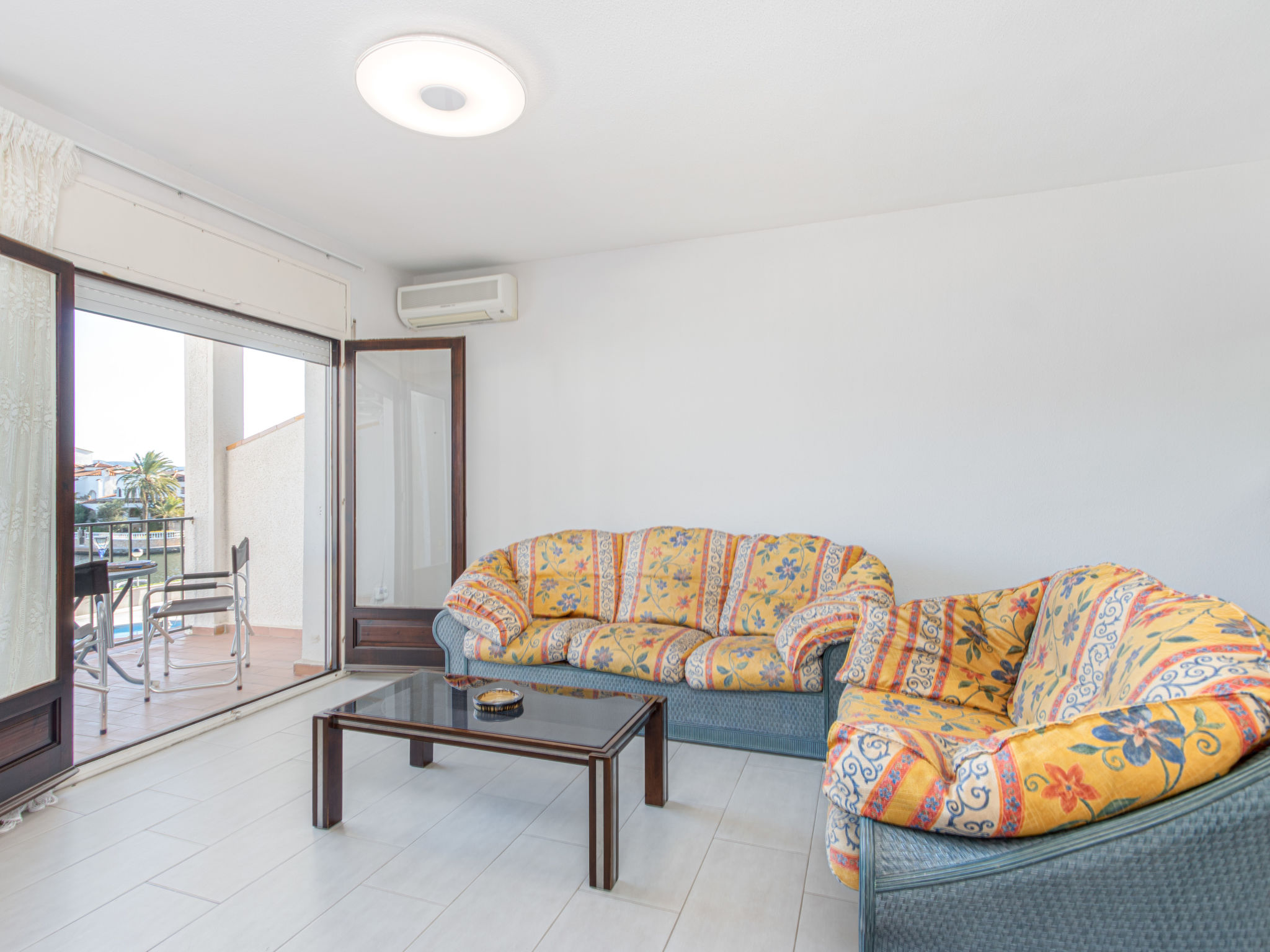 Photo 6 - 2 bedroom Apartment in Castelló d'Empúries with swimming pool and garden