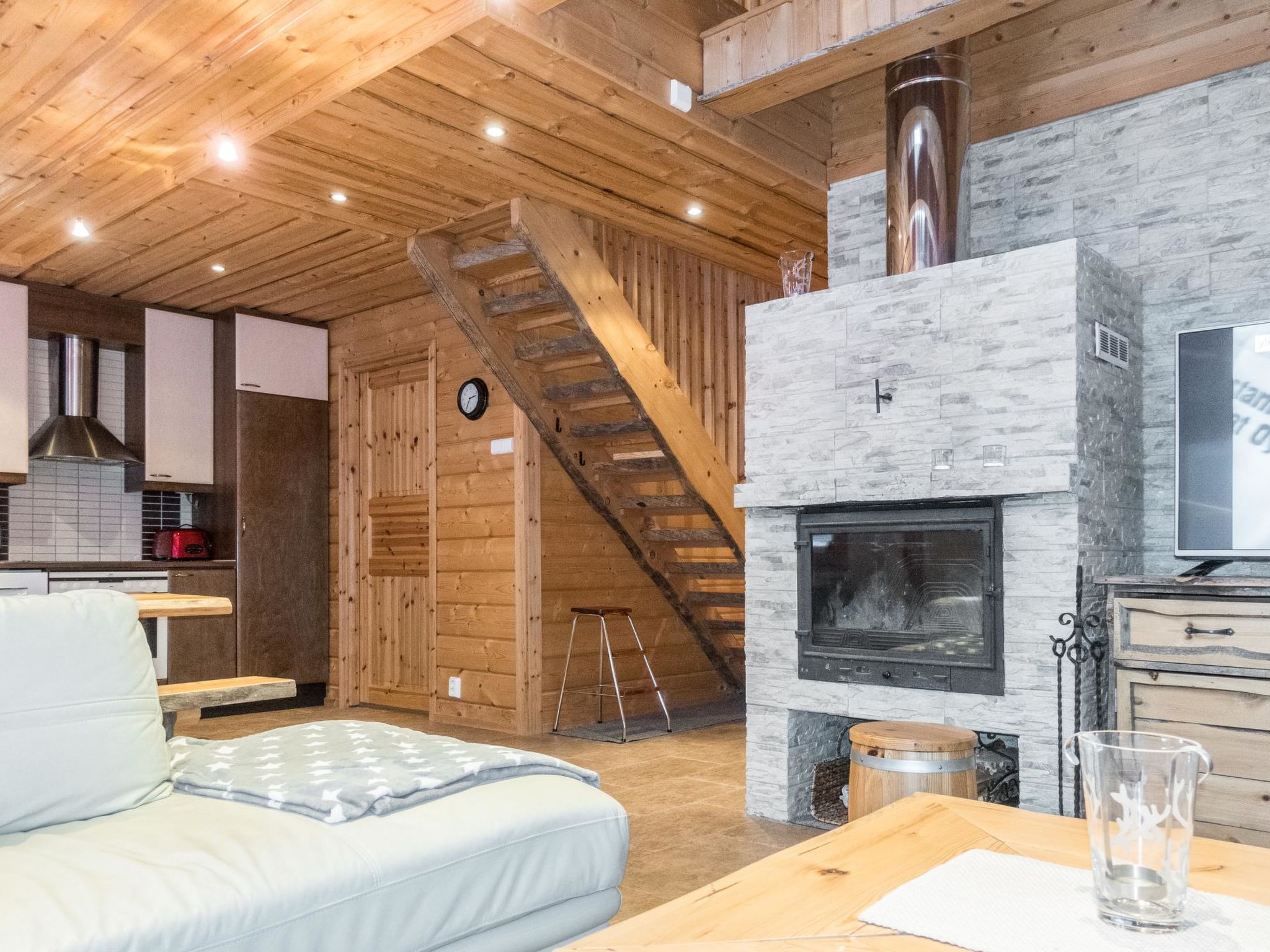 Foto 10 - Casa de 3 quartos em Kittilä com sauna e vista para a montanha