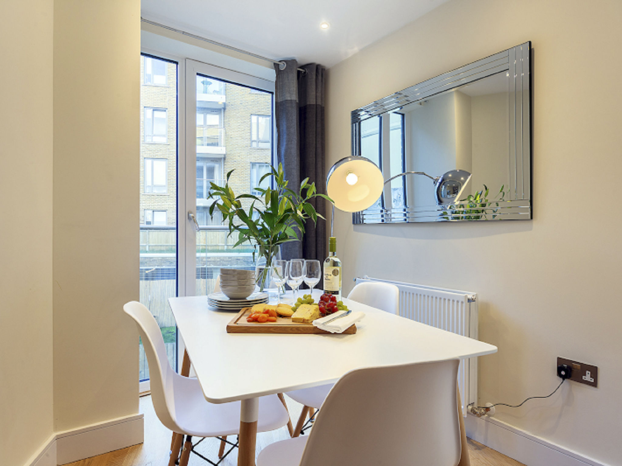 Foto 8 - Apartamento de 2 quartos em Londres