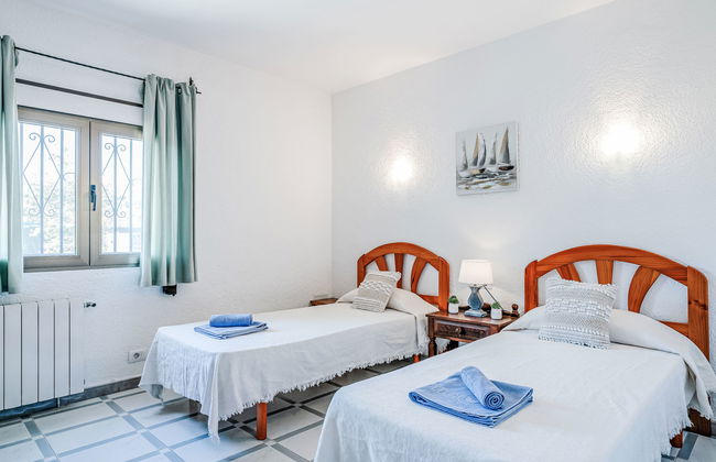 Casa de 3 quartos em Jávea com piscina privada e jardim - Foto 17