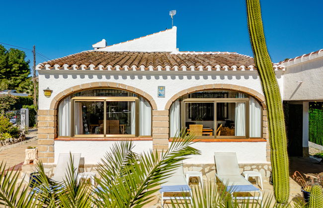 Casa de 3 quartos em Jávea com piscina privada e jardim - Foto 31