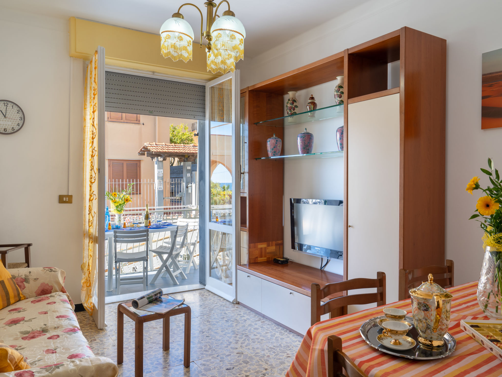 Photo 3 - Appartement de 2 chambres à Cipressa avec terrasse et vues à la mer