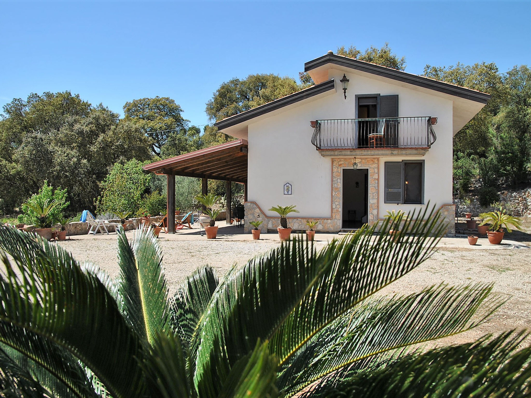 Foto 1 - Casa de 3 quartos em Itri com jardim e vistas do mar