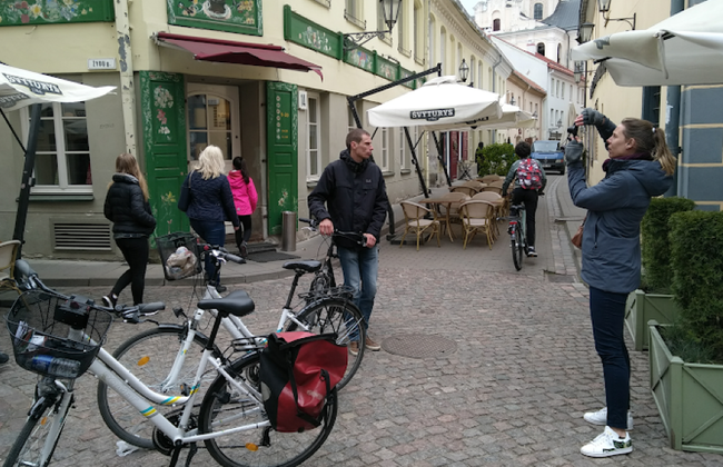 Descubra Vilnius - Tour Privado de Bicicleta - Foto 2