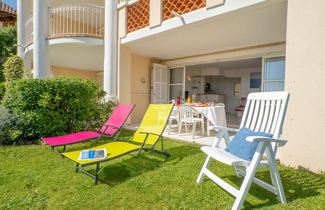 Apartamento de 2 quartos em Saint-Raphaël com piscina e jardim - Foto 15