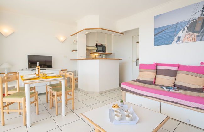 Apartamento de 2 quartos em Saint-Raphaël com piscina e jardim - Foto 8
