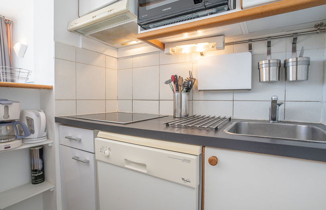Apartamento de 2 quartos em Saint-Raphaël com piscina e jardim - Foto 12