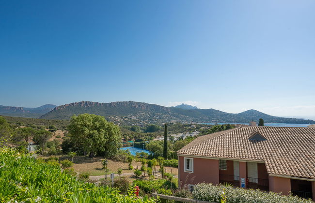 Apartamento de 2 quartos em Saint-Raphaël com piscina e jardim - Foto 21