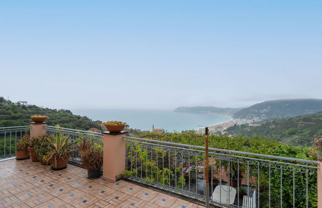 Casa de 3 quartos em Alassio com jardim e terraço - Foto 2