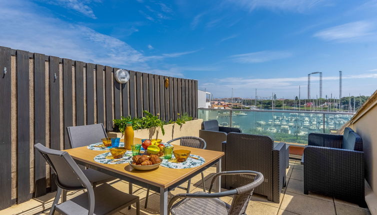 Photo 1 - 2 bedroom Apartment in Agde with terrace