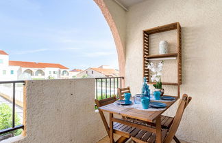 Photo 2 - 1 bedroom Apartment in Le Barcarès with swimming pool and sea view