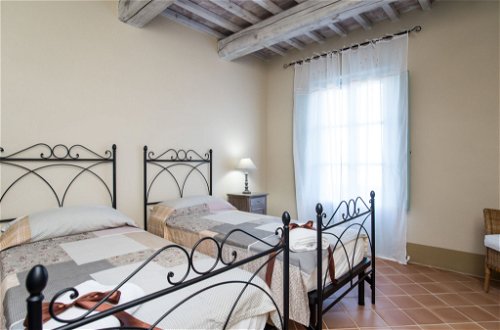 Foto 28 - Apartment mit 3 Schlafzimmern in Trequanda mit schwimmbad und garten