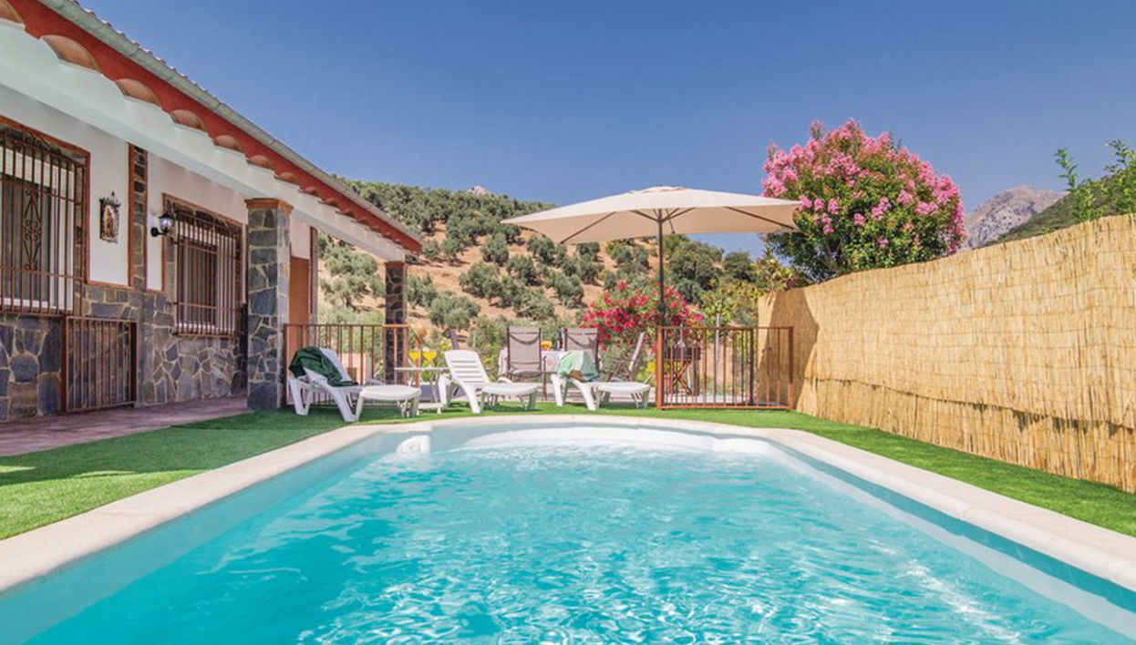 4 bedroom House in Rute with private pool and garden - Photo 1