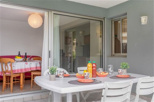 Foto 16 - Apartamento de 1 quarto em Canet-en-Roussillon com jardim e vistas do mar