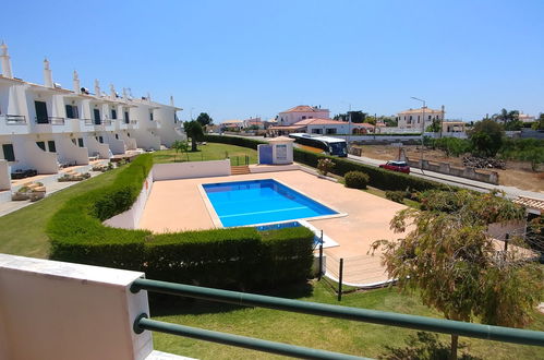 Foto 1 - Casa de 2 quartos em Albufeira com piscina e jardim