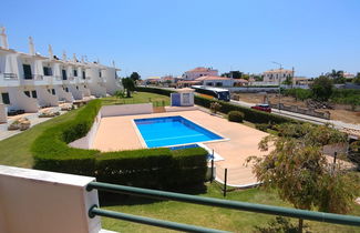 Foto 1 - Casa de 2 quartos em Albufeira com piscina e jardim