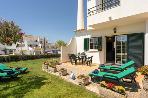 Foto 3 - Casa de 2 habitaciones en Albufeira con piscina y jardín