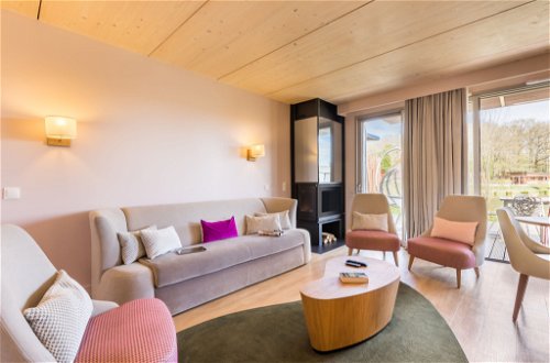 Foto 19 - Appartamento con 3 camere da letto a Villeneuve-le-Comte con piscina e terrazza