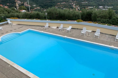 Photo 1 - Appartement de 1 chambre à Diano Arentino avec piscine et jardin