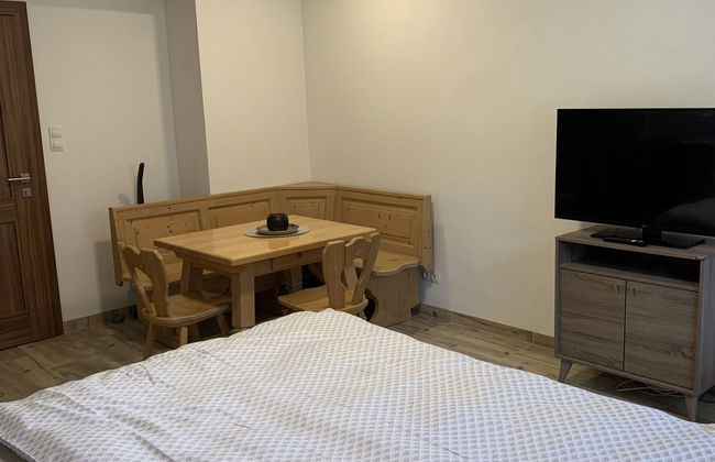 Apartamento de 2 quartos em Županovice com piscina e jardim - Foto 10