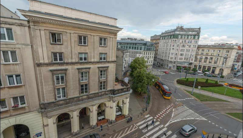 P&O Plac Zbawiciela 1 - Foto 1