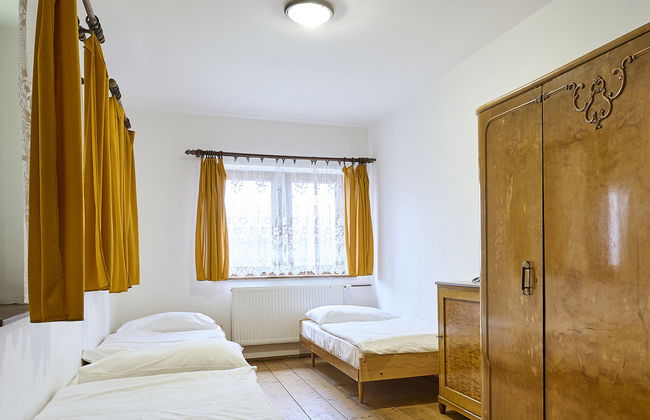 Casa de 6 quartos em Zlatá Olešnice com piscina privada e jardim - Foto 16