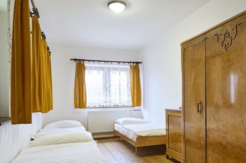 Foto 16 - Haus mit 6 Schlafzimmern in Zlatá Olešnice mit terrasse