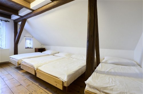 Photo 15 - Maison de 6 chambres à Zlatá Olešnice avec terrasse