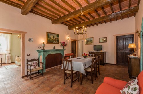 Photo 17 - 3 bedroom Apartment in Città della Pieve with swimming pool and garden