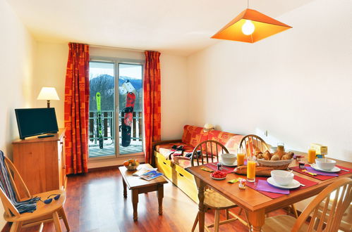 Photo 17 - 2 bedroom Apartment in Ax-les-Thermes with swimming pool and garden