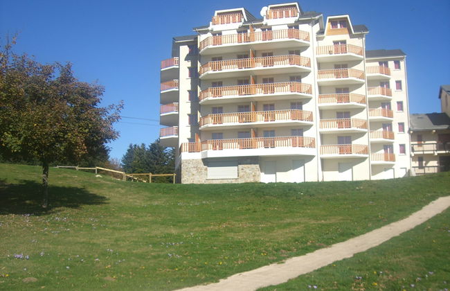 Apartamento de 3 quartos em Ax-les-Thermes com piscina e jardim - Foto 1