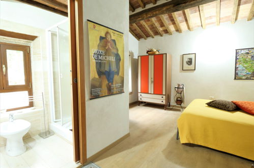 Photo 25 - 3 bedroom House in Roccastrada with garden and terrace