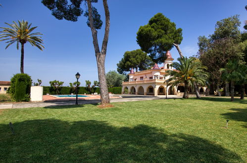 Foto 2 - Casa con 10 camere da letto a Dénia con piscina privata e giardino