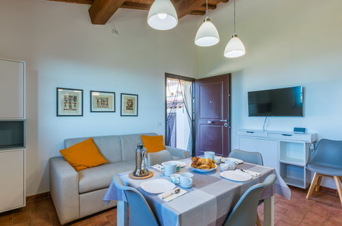 Foto 38 - Apartamento de 1 quarto em Riparbella com piscina e terraço