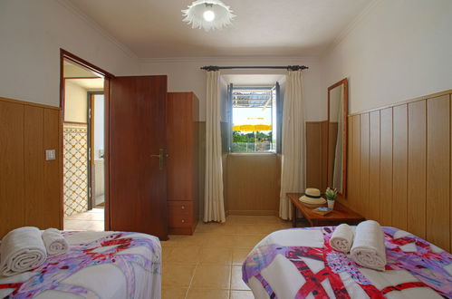 Photo 32 - 2 bedroom House in Albufeira with swimming pool and garden