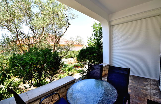 Apartment mit 2 Schlafzimmern in Sibenik mit schwimmbad und garten - Foto 3