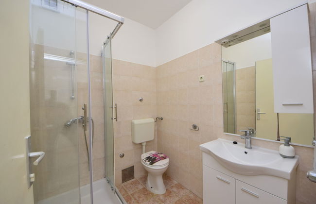 Apartment mit 2 Schlafzimmern in Sibenik mit schwimmbad und garten - Foto 9