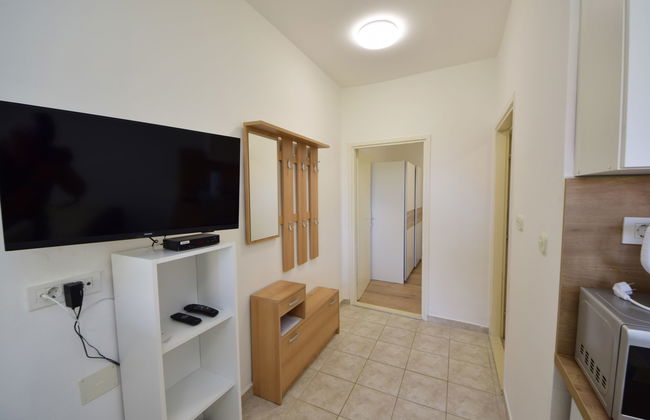 Apartment mit 2 Schlafzimmern in Sibenik mit schwimmbad und garten - Foto 8