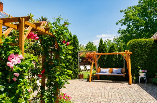 Foto 20 - Casa con 1 camera da letto a Balatonszemes con giardino e vista sulle montagne