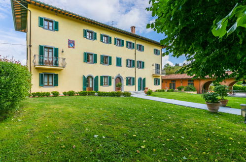 Photo 3 - Maison de 8 chambres à Fucecchio avec piscine privée et jardin