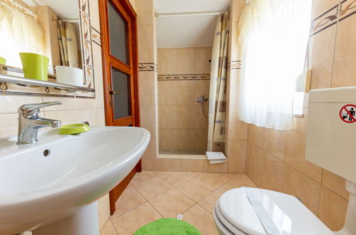 Foto 20 - Apartamento de 3 quartos em Trogir com piscina e vistas do mar