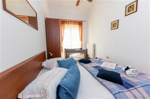 Photo 15 - Appartement de 3 chambres à Trogir avec piscine et vues à la mer
