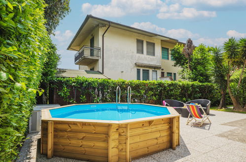 Foto 2 - Casa de 4 quartos em Pietrasanta com piscina privada e vistas do mar