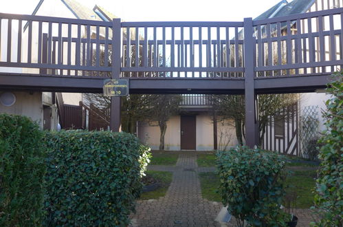 Photo 12 - Appartement de 2 chambres à Cabourg avec terrasse et vues à la mer